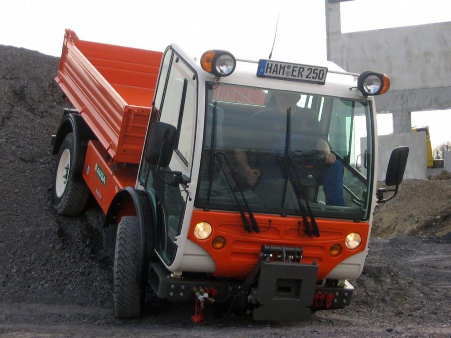  AUSA M 250 H 2006 года  (фото 2 из 4)
